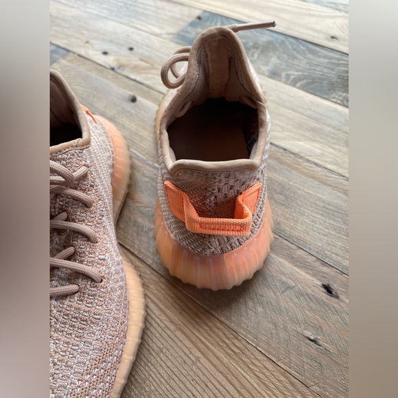 Yeezy Boost 350 - Picture 4 of 10